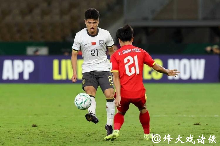 中国男足22年后再进亚洲杯决赛！5场0失球刷爆5纪录 赢日本就夺冠